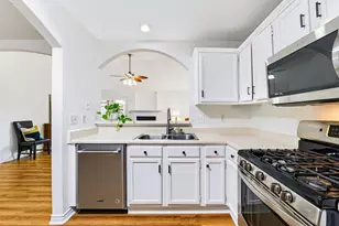 608 Saunders Dr, Round Rock, TX 78664 - Photo 5