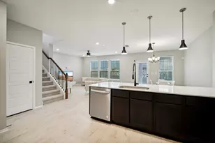 7102 Summer Tanager Dr, Austin, TX 78744 - Photo 13