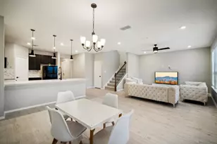 7102 Summer Tanager Dr, Austin, TX 78744 - Photo 9