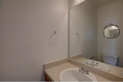 1102 E 3rd Street, Georgetown, TX 78626 - Photo 15