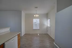1102 E 3rd St, Georgetown, TX 78626 - Photo 11