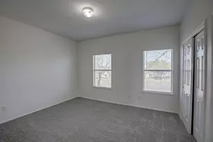 1102 E 3rd St, Georgetown, TX 78626 - Photo 27