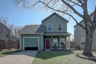1102 E 3rd St, Georgetown, TX 78626 - Photo 3