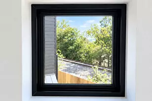 605 E 55th St, Austin, TX 78751 - Photo 13