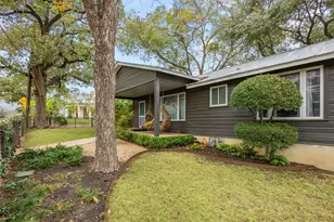 909 Shelley Ave, Austin, TX 78703 - Photo 3