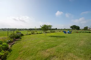 1662 Co Rd 465, Coupland, TX 78615 - Photo 27