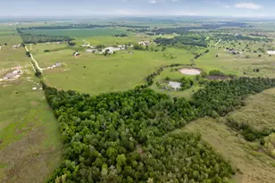 1662 Co Rd 465, Coupland, TX 78615 - Photo 33