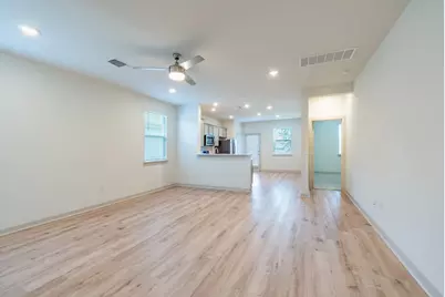10801 Meris Lane, Austin, TX 78754 - Photo 9