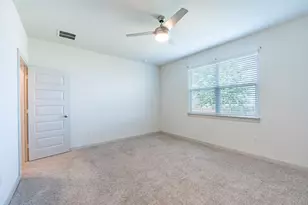 10801 Meris Ln, Austin, TX 78754 - Photo 11