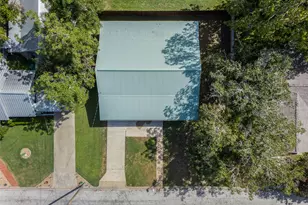 541 S Jackson St, La Grange, TX 78945 - Photo 25