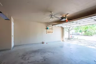 200 Buttercup St, Kyle, TX 78640 - Photo 19