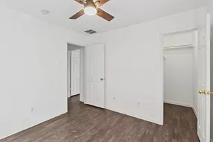 200 Buttercup St, Kyle, TX 78640 - Photo 15