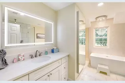 1616 County Road 463, Coupland, TX 78615 - Photo 11