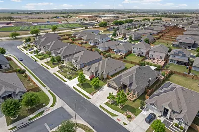 704 Muster Bend, Georgetown, TX 78626 - Photo 37