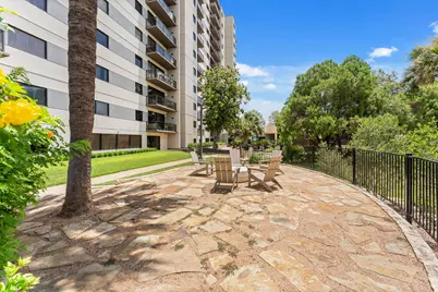 40 N Interstate 35 #11B2, Austin, TX 78701 - Photo 5