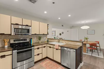 40 N Interstate 35 #11B2, Austin, TX 78701 - Photo 9