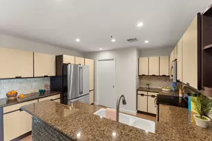 40 N Interstate 35, Austin, TX 78701 - Photo 11