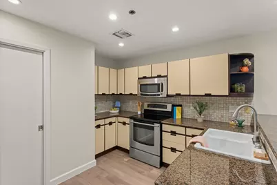 40 N Interstate 35 #11B2, Austin, TX 78701 - Photo 11