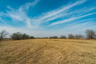 18402 Manda Carlson Rd, Coupland, TX 78615 - Photo 7