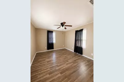 1120 Saint Paul Street, Gonzales, TX 78629 - Photo 3