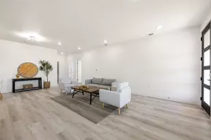 195 Bianca Cir, Del Valle, TX 78617 - Photo 19