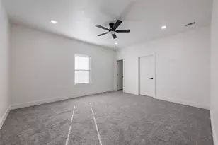 195 Bianca Cir, Del Valle, TX 78617 - Photo 27