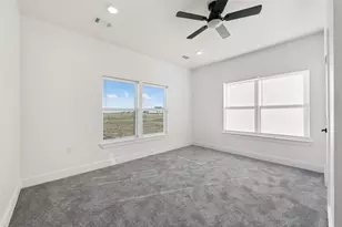 195 Bianca Cir, Del Valle, TX 78617 - Photo 25