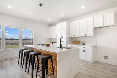 195 Bianca Circle, Del Valle, TX 78617 - Photo 11