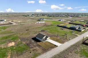 195 Bianca Cir, Del Valle, TX 78617 - Photo 31