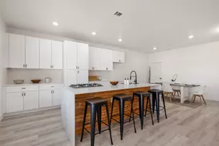 195 Bianca Cir, Del Valle, TX 78617 - Photo 9