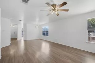 1206 Garden Path Dr, Round Rock, TX 78664 - Photo 9
