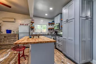 5520 W Beach Cir, Austin, TX 78734 - Photo 25