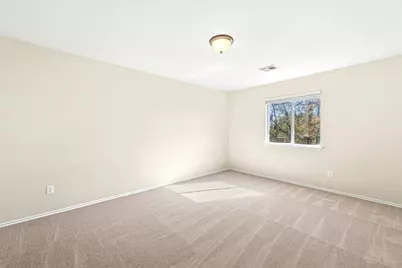 17913 Honey Locust Lane, Elgin, TX 78621 - Photo 15