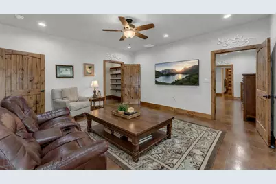 5020 County Road 252, Bertram, TX 78605 - Photo 17