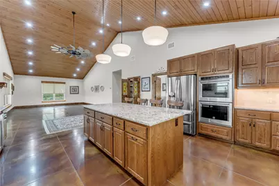 5020 County Road 252, Bertram, TX 78605 - Photo 11