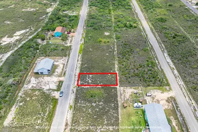 511 Water Oak Lane, Rockport, TX 78382 - Photo 3