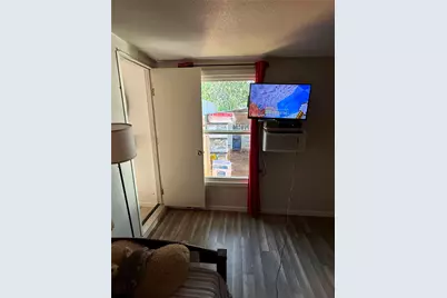 820 Austin Street, Kingsland, TX 78639 - Photo 5