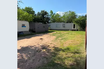 820 Austin Street, Kingsland, TX 78639 - Photo 21