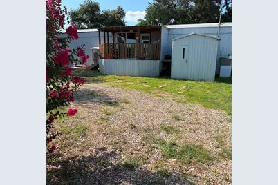 820 Austin Street, Kingsland, TX 78639 - Photo 15
