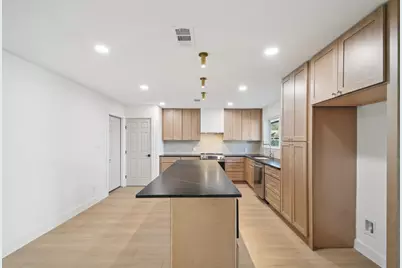 5403 Fairmont Circle, Austin, TX 78745 - Photo 17