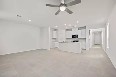 248 Feathers Street, Jarrell, TX 76537 - Photo 5