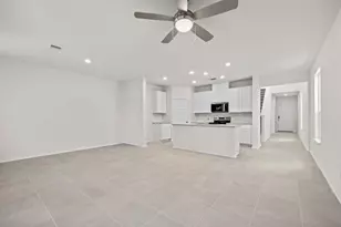 248 Feathers St, Jarrell, TX 76537 - Photo 5