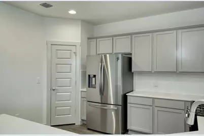 13601 Baileyfield Drive, Pflugerville, TX 78660 - Photo 7