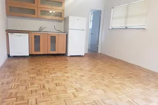 609 Bissonet Ln, Austin, TX 78752 - Photo 3