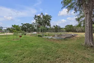 700 Billie Brooks Ln, Driftwood, TX 78619 - Photo 27