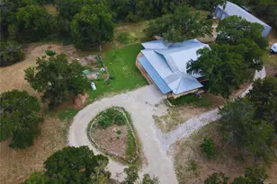 700 Billie Brooks Ln, Driftwood, TX 78619 - Photo 37