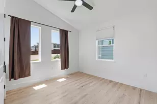 5010 Baker St, Austin, TX 78721 - Photo 11
