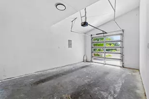 5010 Baker St, Austin, TX 78721 - Photo 21