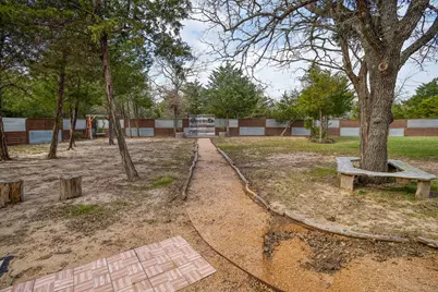 418 Vyvjala Road, Smithville, TX 78957 - Photo 37