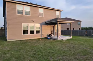 429 Unforgiven Ln, Jarrell, TX 76537 - Photo 9